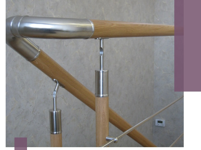 Комбинированные перила на заказ в Мирном — монтаж и производство