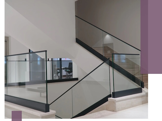 Стеклянные перила премиум-класса с установкой в Мирном