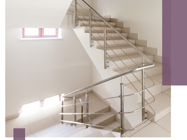 Установка и замена перил в подъезде в Мирном