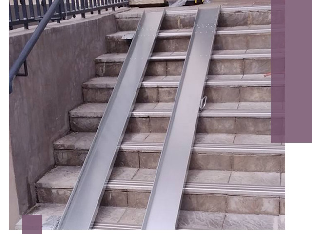 Демонтаж откидных пандусов профессионально в Мирном