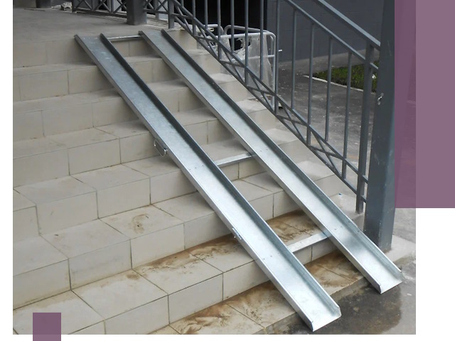 Пандусы для детских колясок в Мирном: изготовление и монтаж