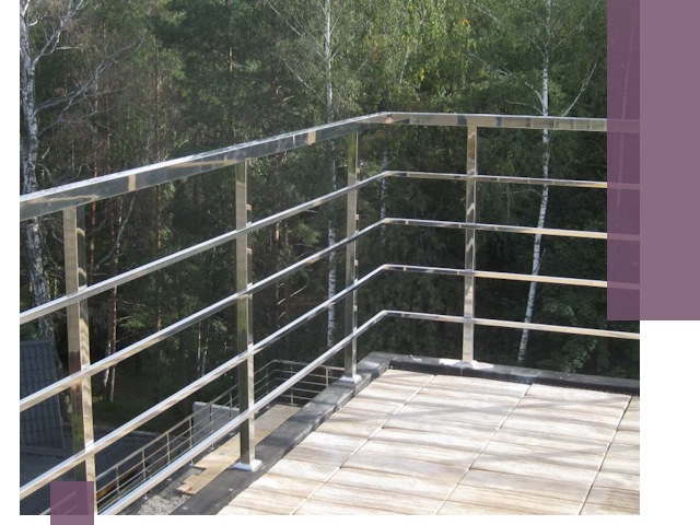 Парапеты из нержавеющей стали в Мирном — изготовление и монтаж