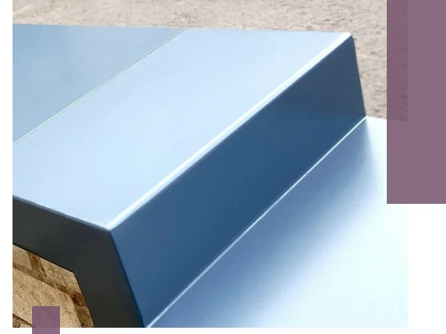 Крышки на парапет в Мирном: изготовление и монтаж под ключ